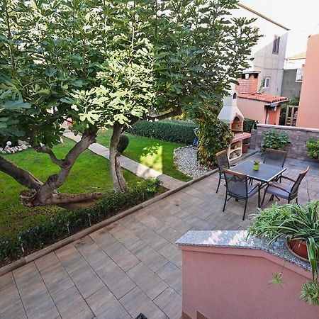 Apartment Irena Поседарье Екстериор снимка