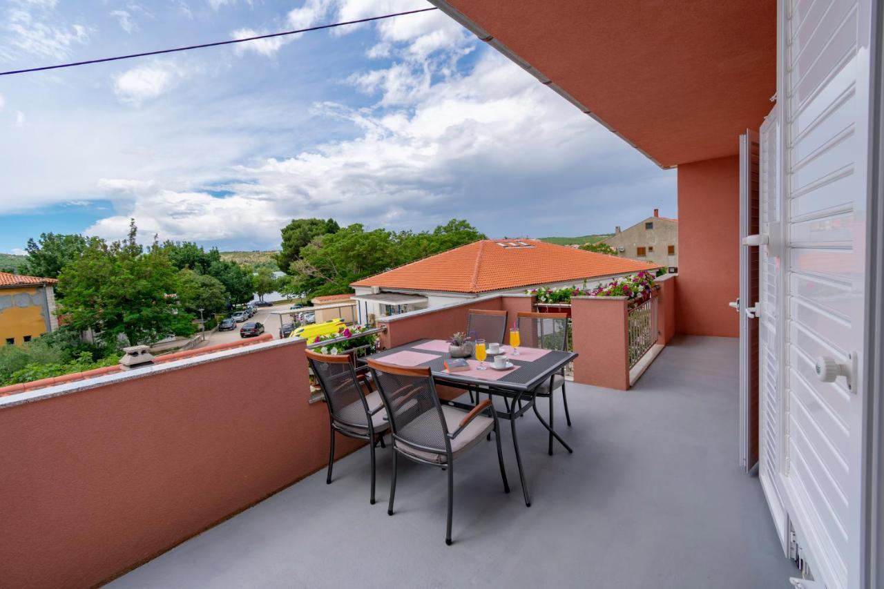 Apartment Irena Поседарье Екстериор снимка
