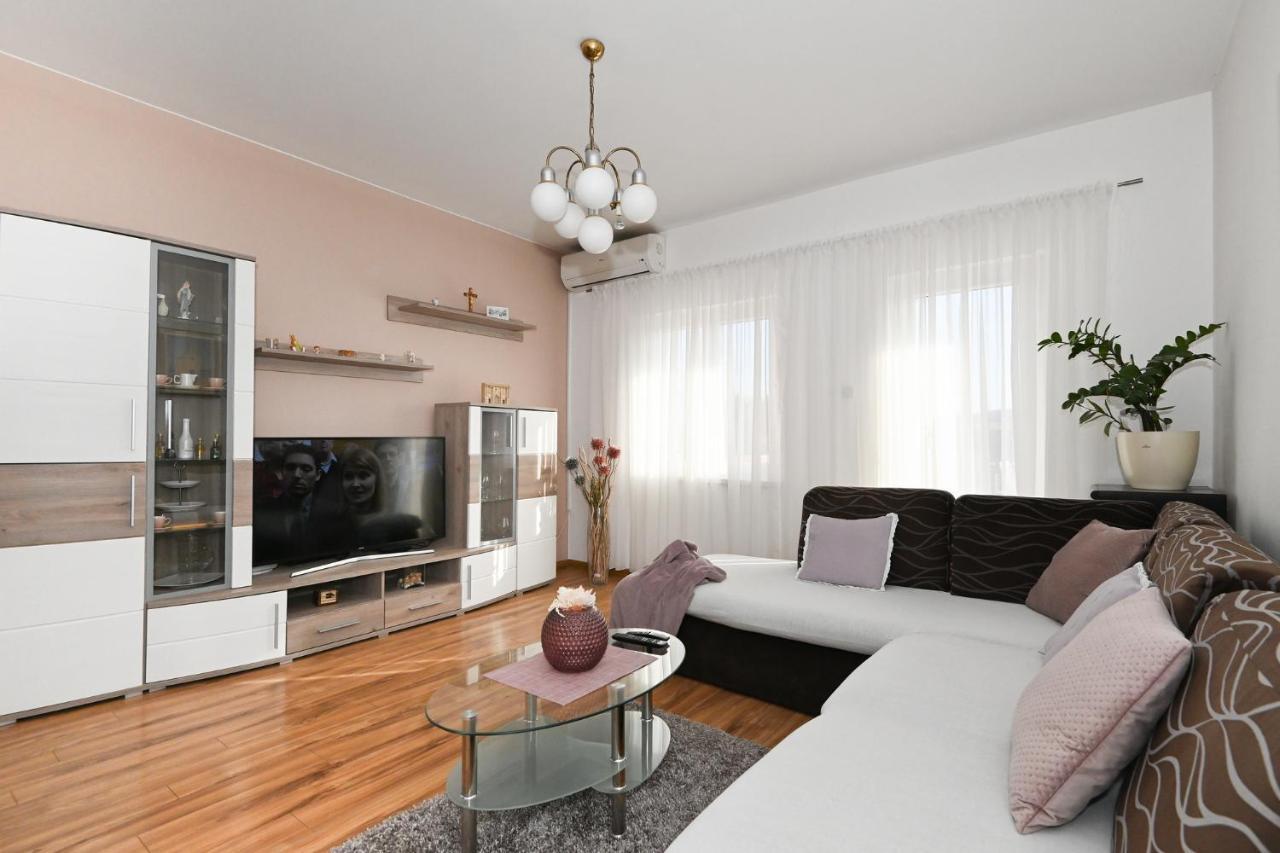 Apartment Irena Поседарье Екстериор снимка